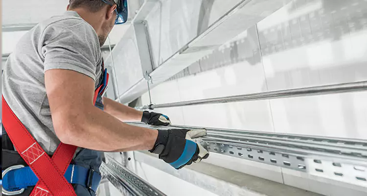 Glass Balcony Railing Replacement in Midway, FL