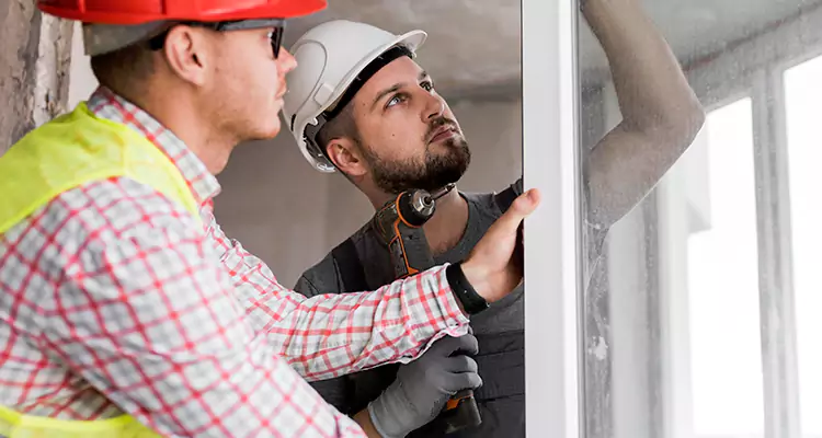 Vertical Crank Out Windows Repair in Midway, FL